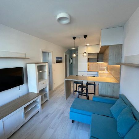 Modern And Quiet Apartment With Air Conditioning And Private Parking Košice Eksteriør bilde