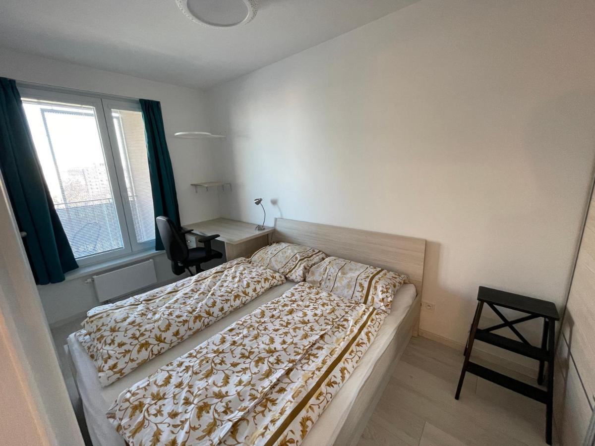 Modern And Quiet Apartment With Air Conditioning And Private Parking Košice Eksteriør bilde